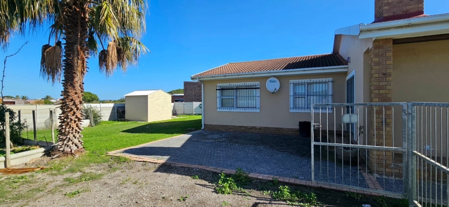 3 Bedroom Property for Sale in Franskraal Western Cape